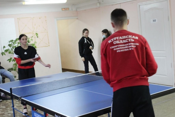 Командный турнир по настольному теннису