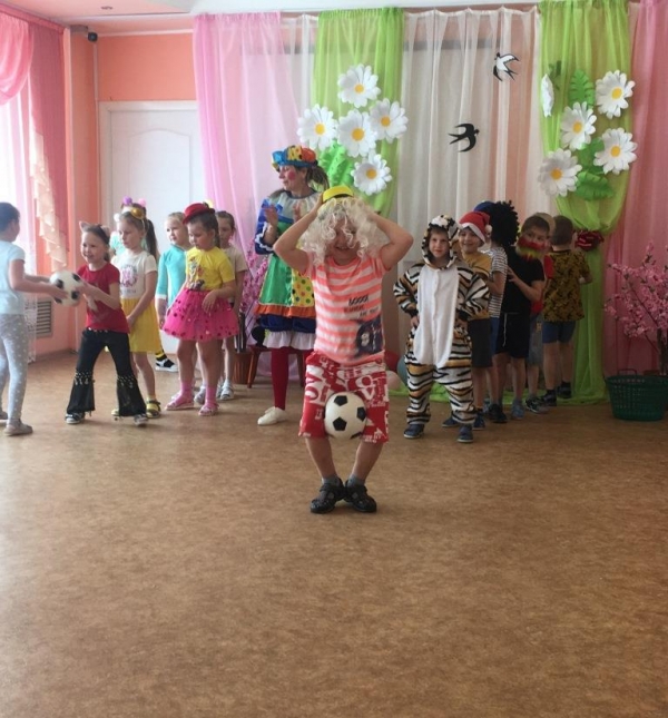 День смеха
